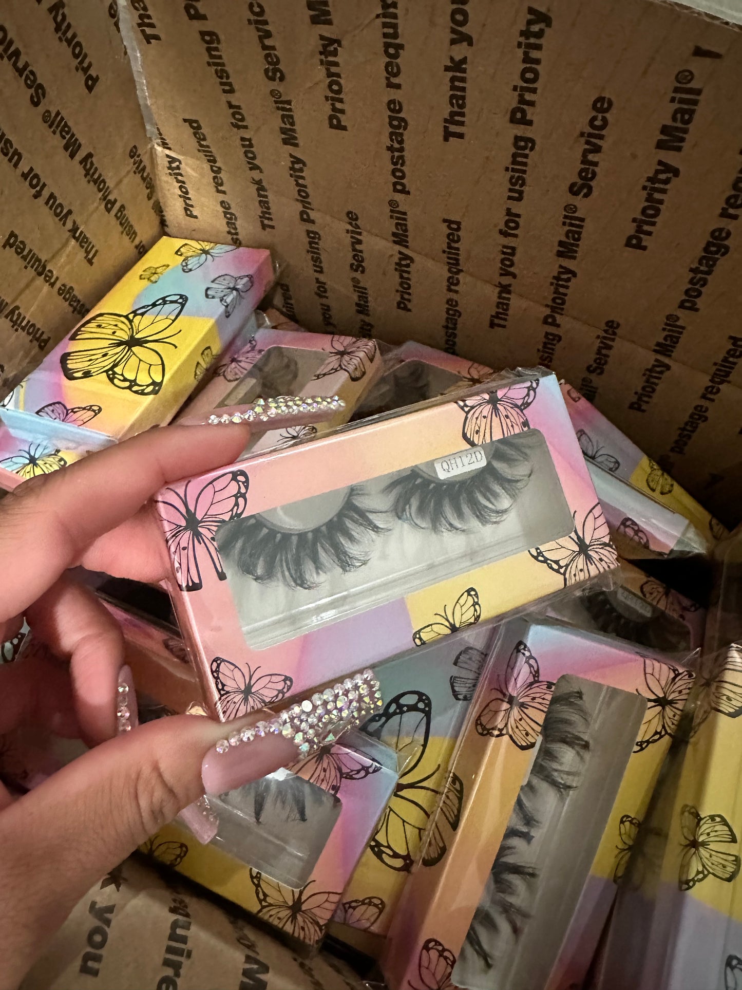 40 butterfly lashes