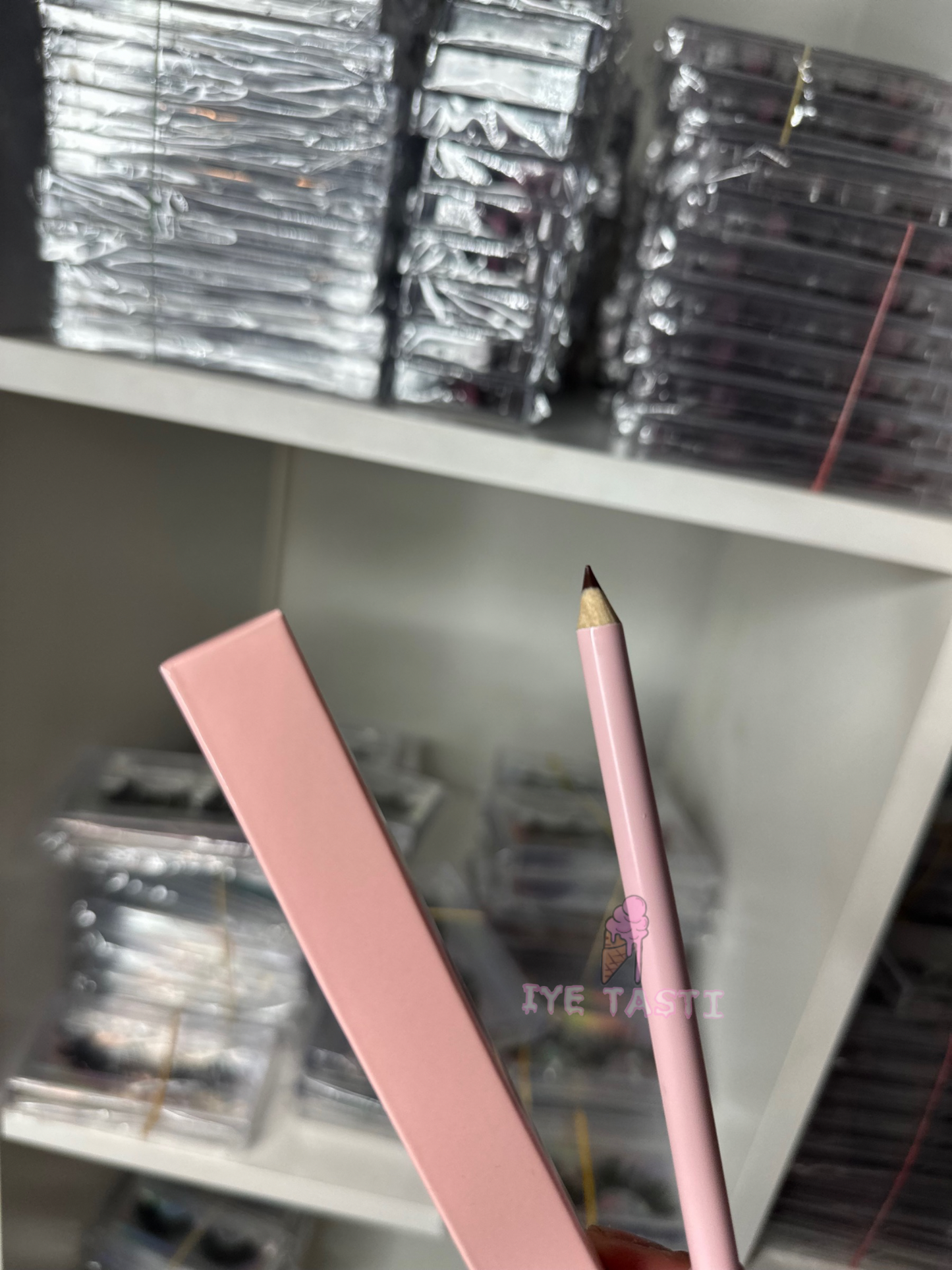 20 Pink Lip Pencil